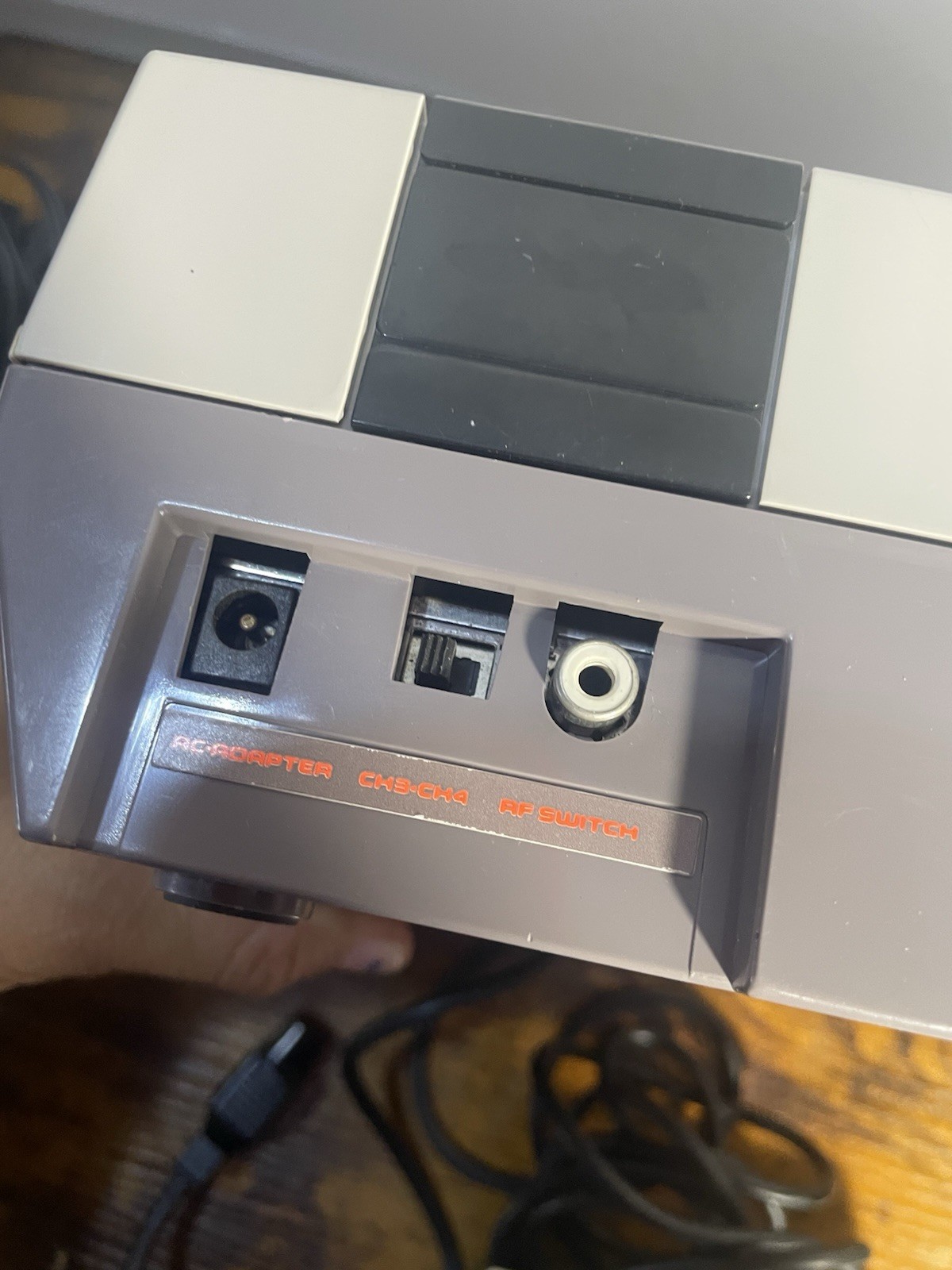 Nintendo NES-001 Console with Controller, Cables, Super Mario Bros Game