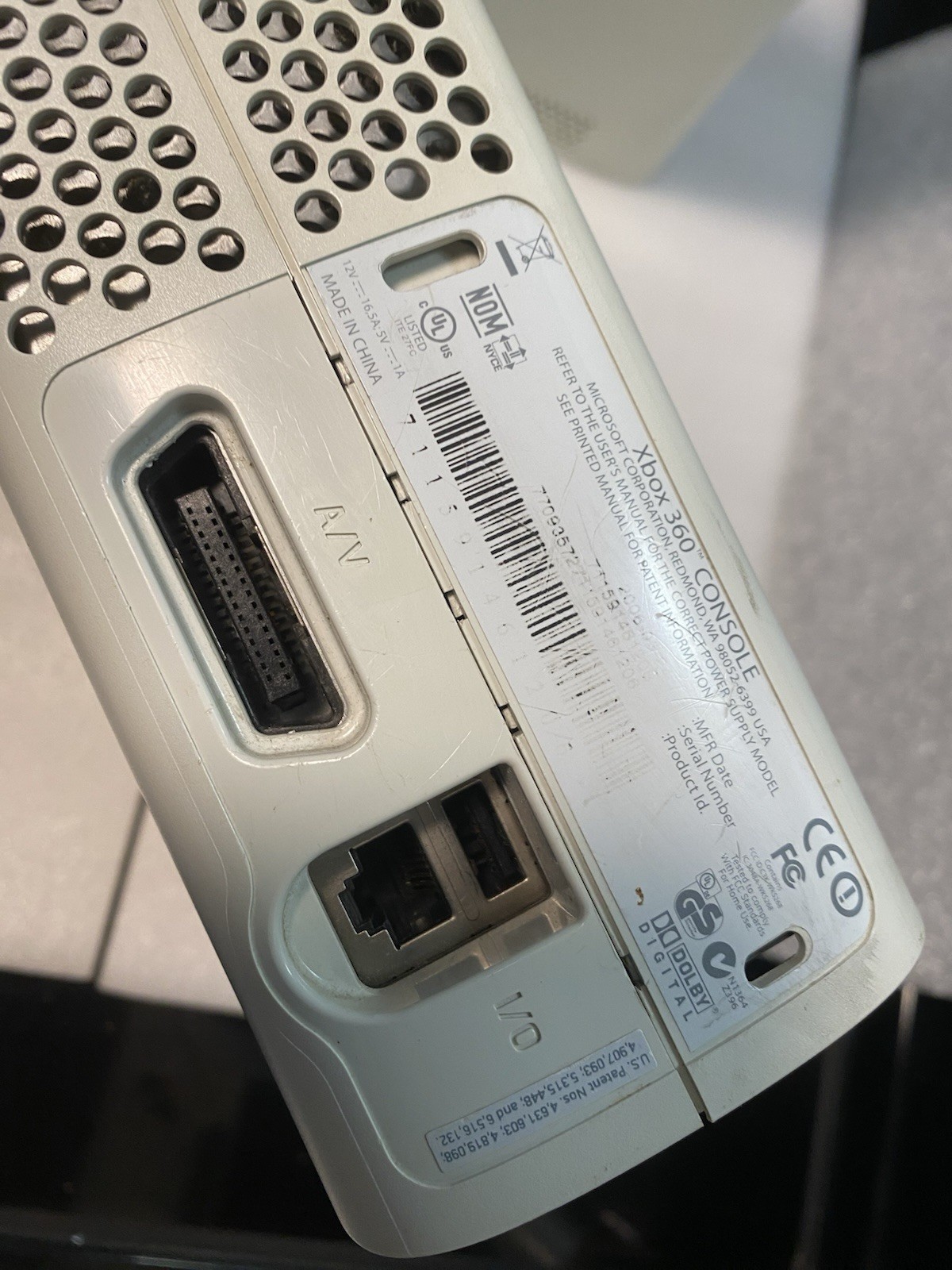 2 Microsoft Xbox 360 White Console NTSC-U/C 2008 – Untested – As Is and Pictured