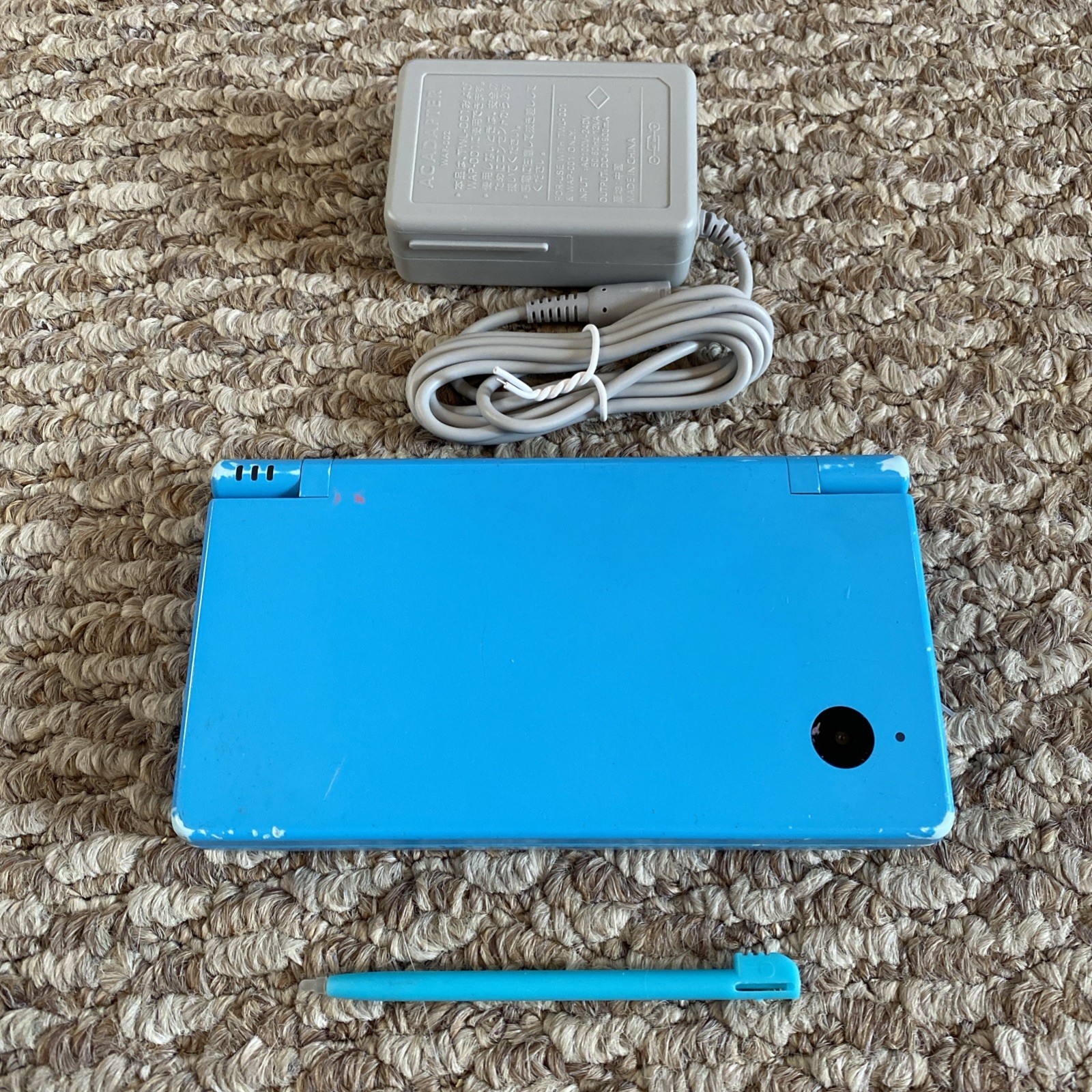 Nintendo DSi Blue Handheld Console Camera/Charger Stylus Tested