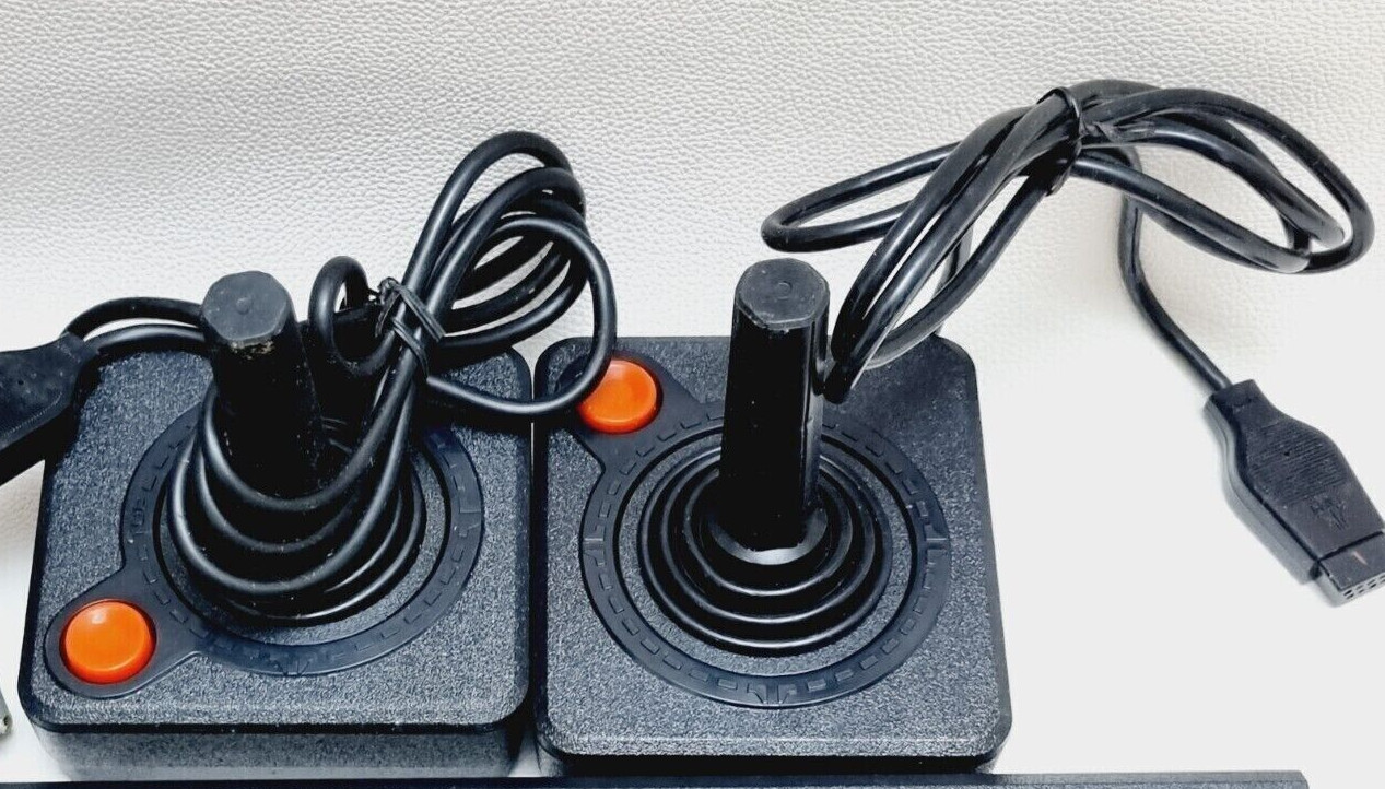 ATARI 2600 Jr Console Boxed Complete with Joystick with Bonus Game – BOXED