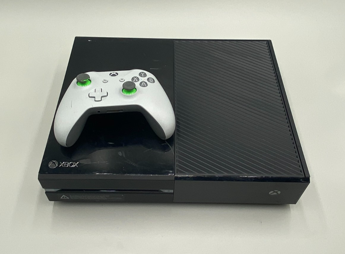 Microsoft Xbox One 1540 512GB Black Gaming Console +Light Gray Controller ONLY C