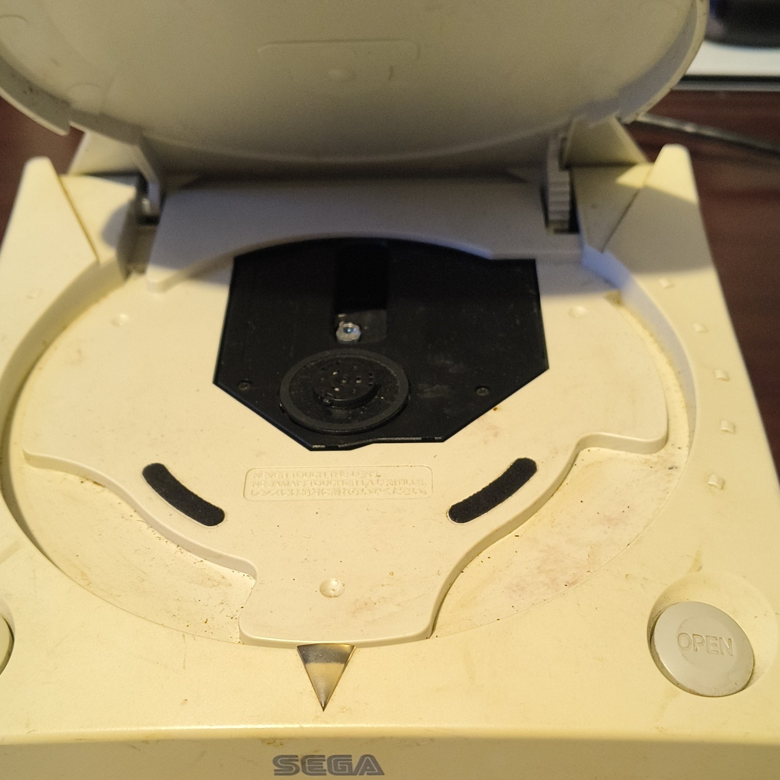 SEGA Dreamcast White Console HKT-3020 NTSC-U Composite RCA Internet 2000