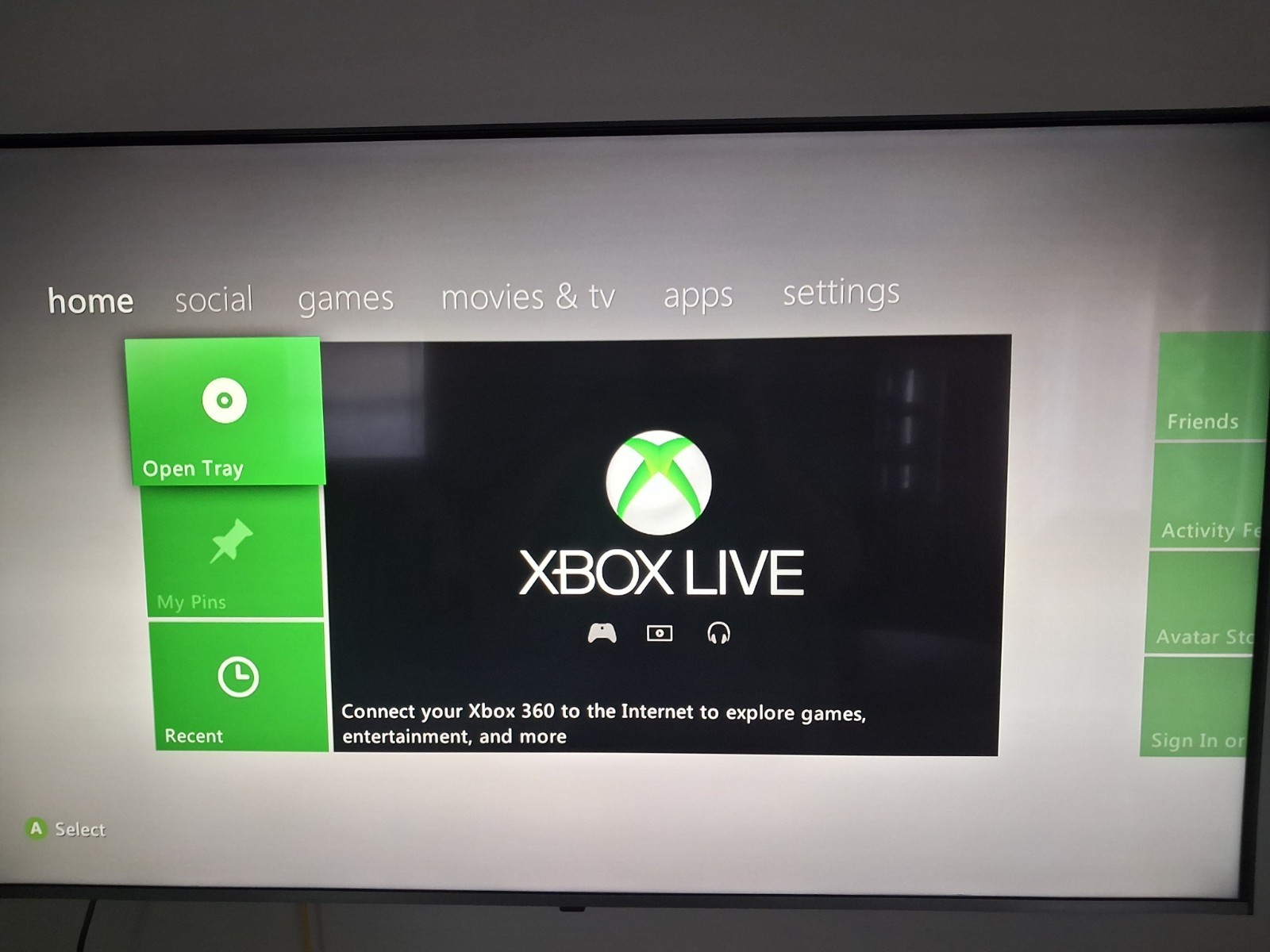 Xbox 360 S 1439 Fully Tested 4gb With Halo 4 Game And Controller.