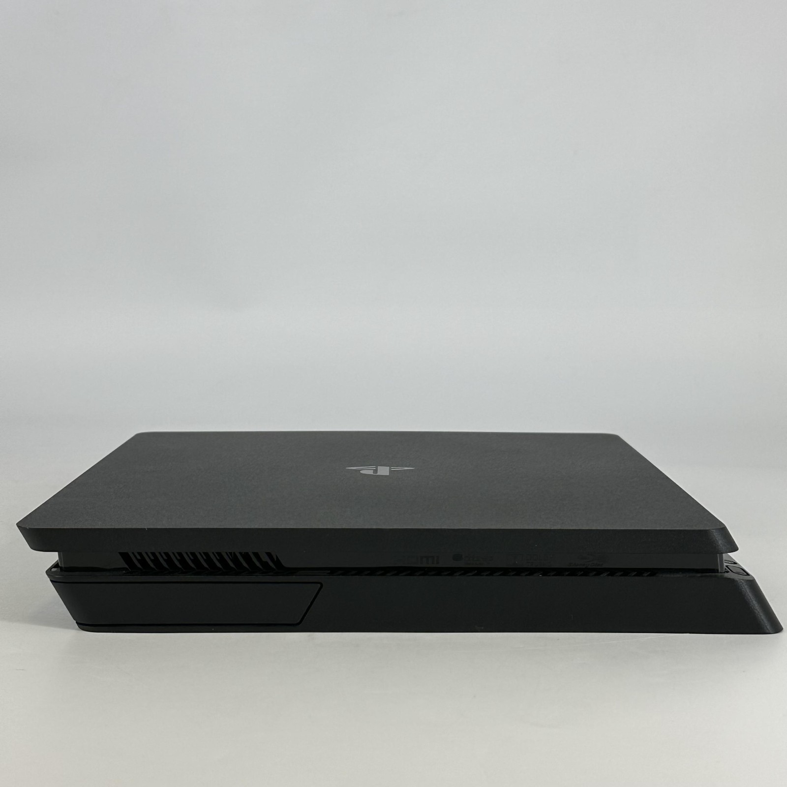 Sony PlayStation 4 Slim Console Black 1TB- Excellent w/ Controller/HDMI/Cord