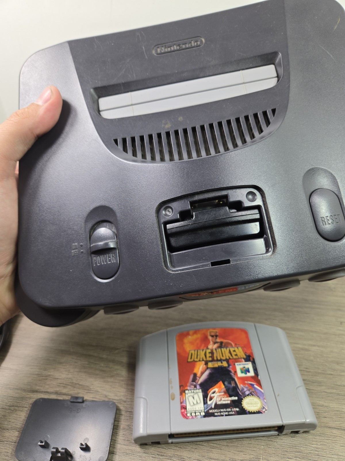 Nintendo 64 Console N64 (NUS-001) w/Controller & Duke Nukem 64 Used Tested