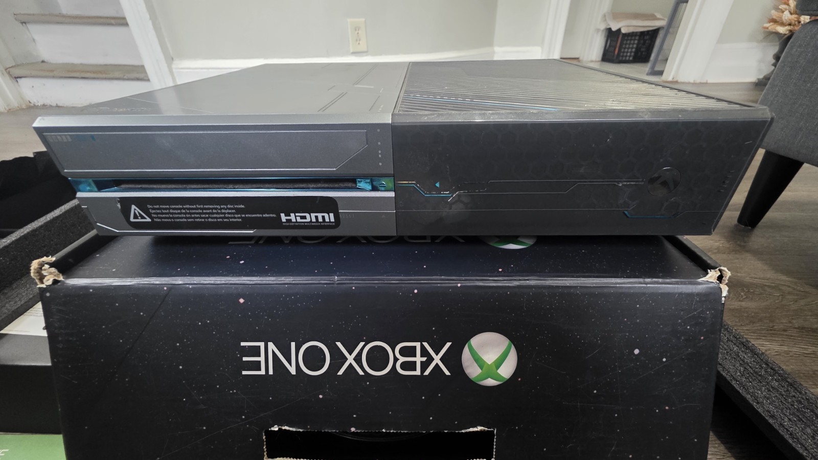 Xbox One Limited Edition Halo 5 Edition 1TB Console /w Original Box