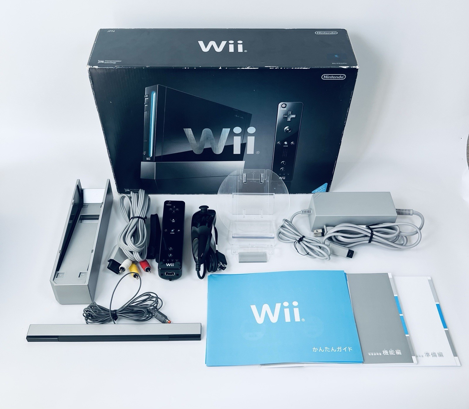 Nintendo Wii Japan Edition – Boxed, All Original Accessories, Great Condition