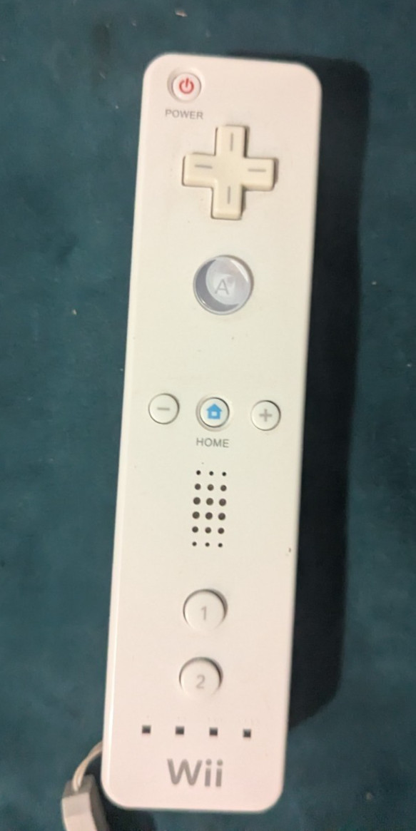 Nintendo Wii Gaming Console RVL-001 (USA) W/ One Wii Remote Controller