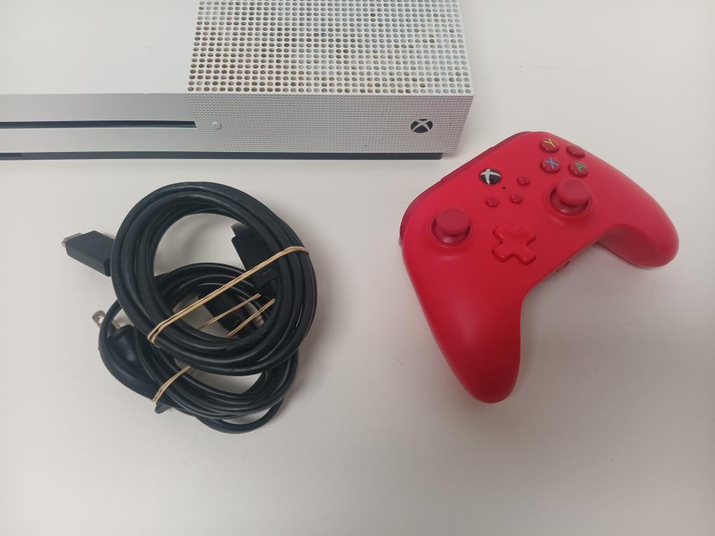 MICROSOFT XBOX ONE S CONSOLE 500GB 1681 (P08036689)