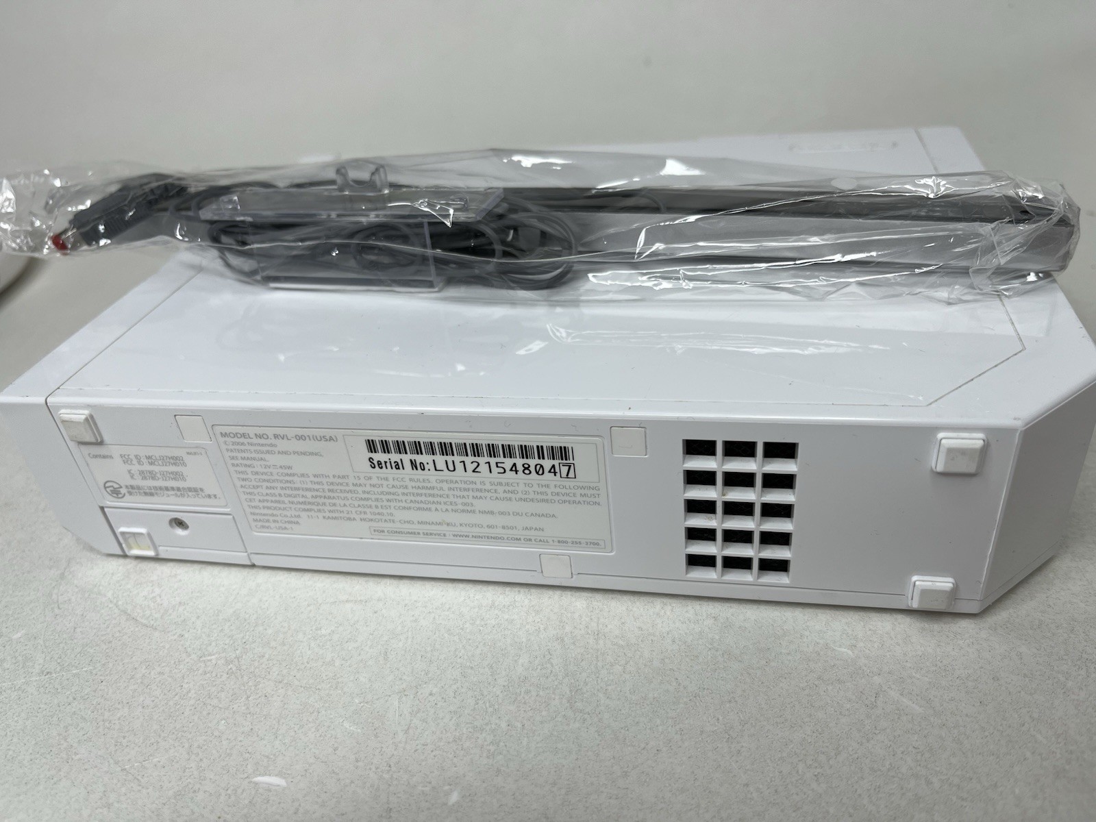 Nintendo Wii RVL-001 (USA) Video Game Console Only No Cables Tested Working