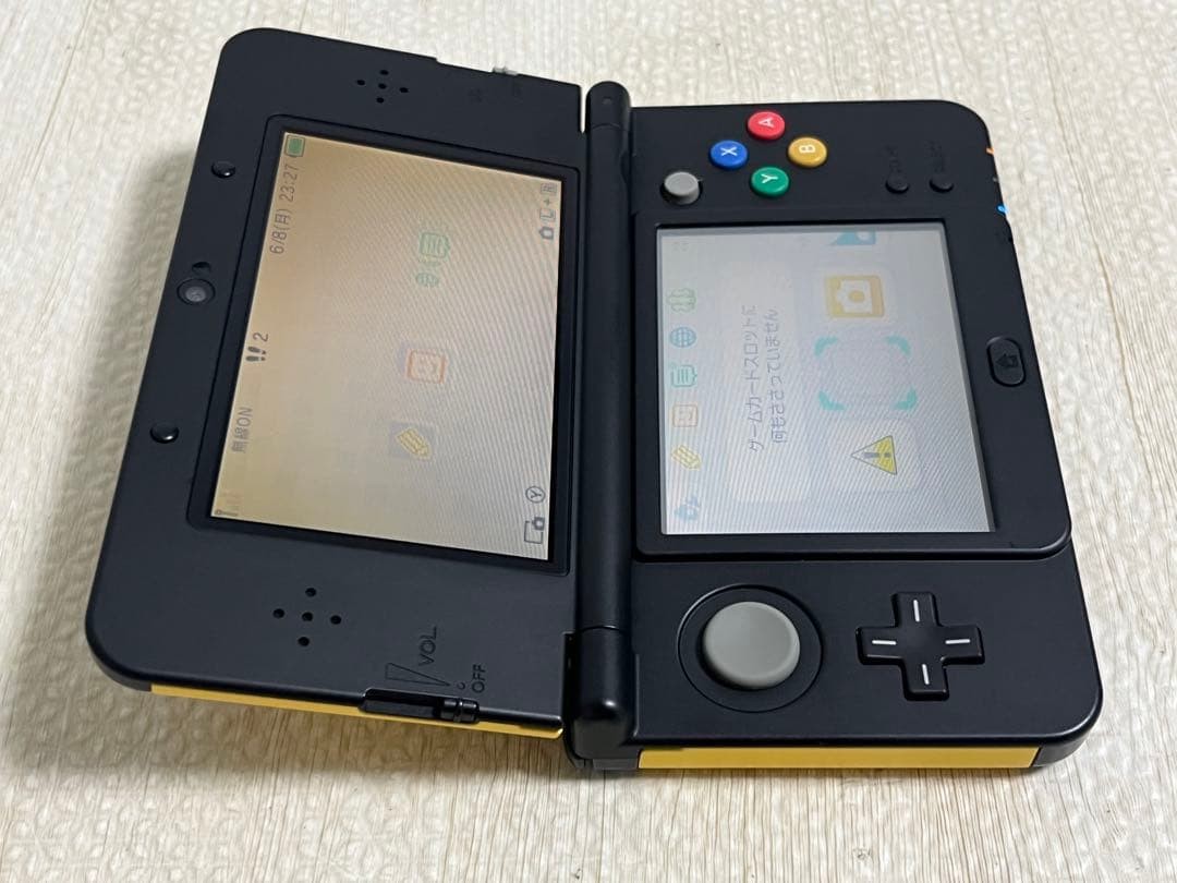 New Nintendo 3DS Black Console Style Japanese Ver Yellow Kisekae face Plate Set
