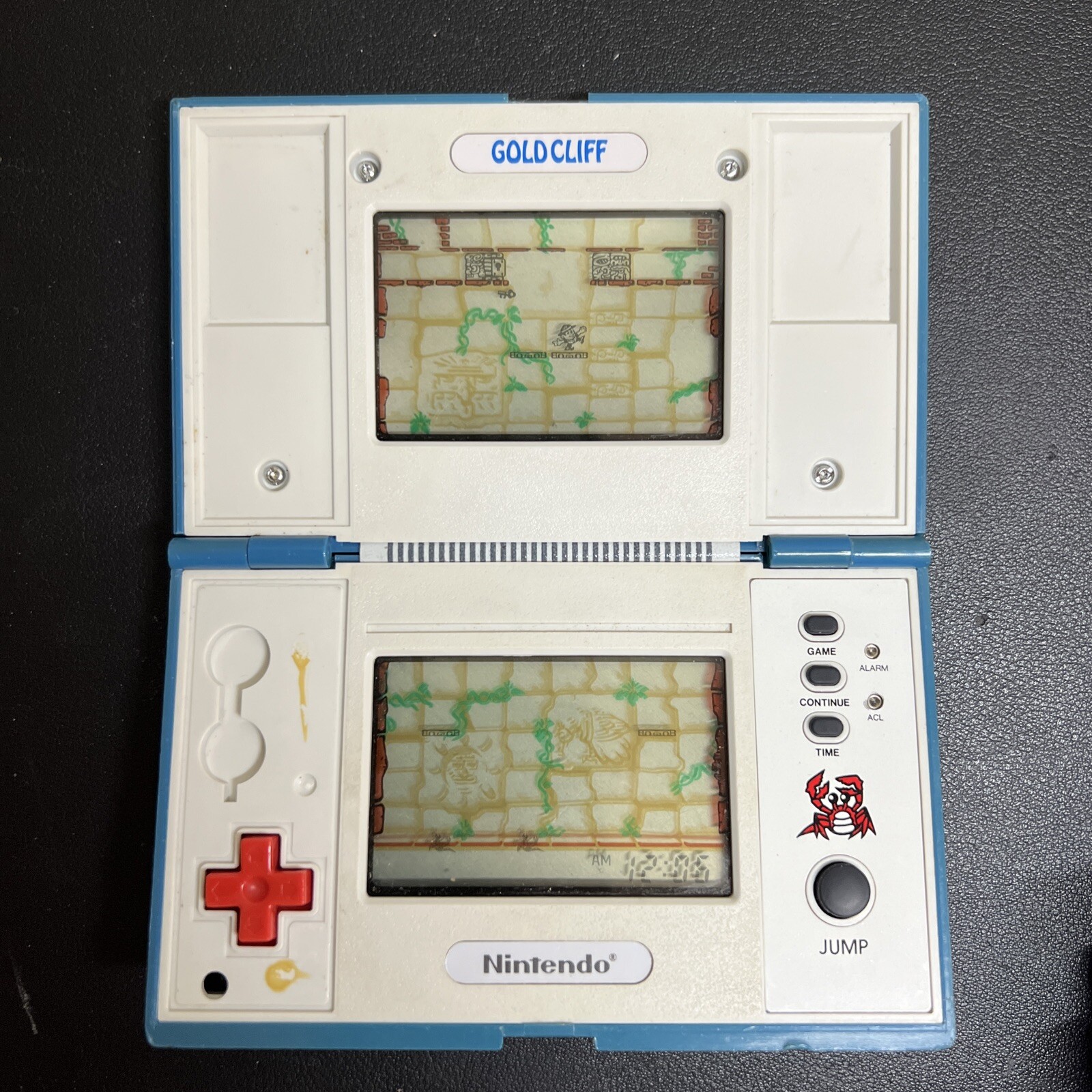 Vintage Nintendo Game & Watch Gold Cliff Turns On READ DESCRIPTION FREE SHIP
