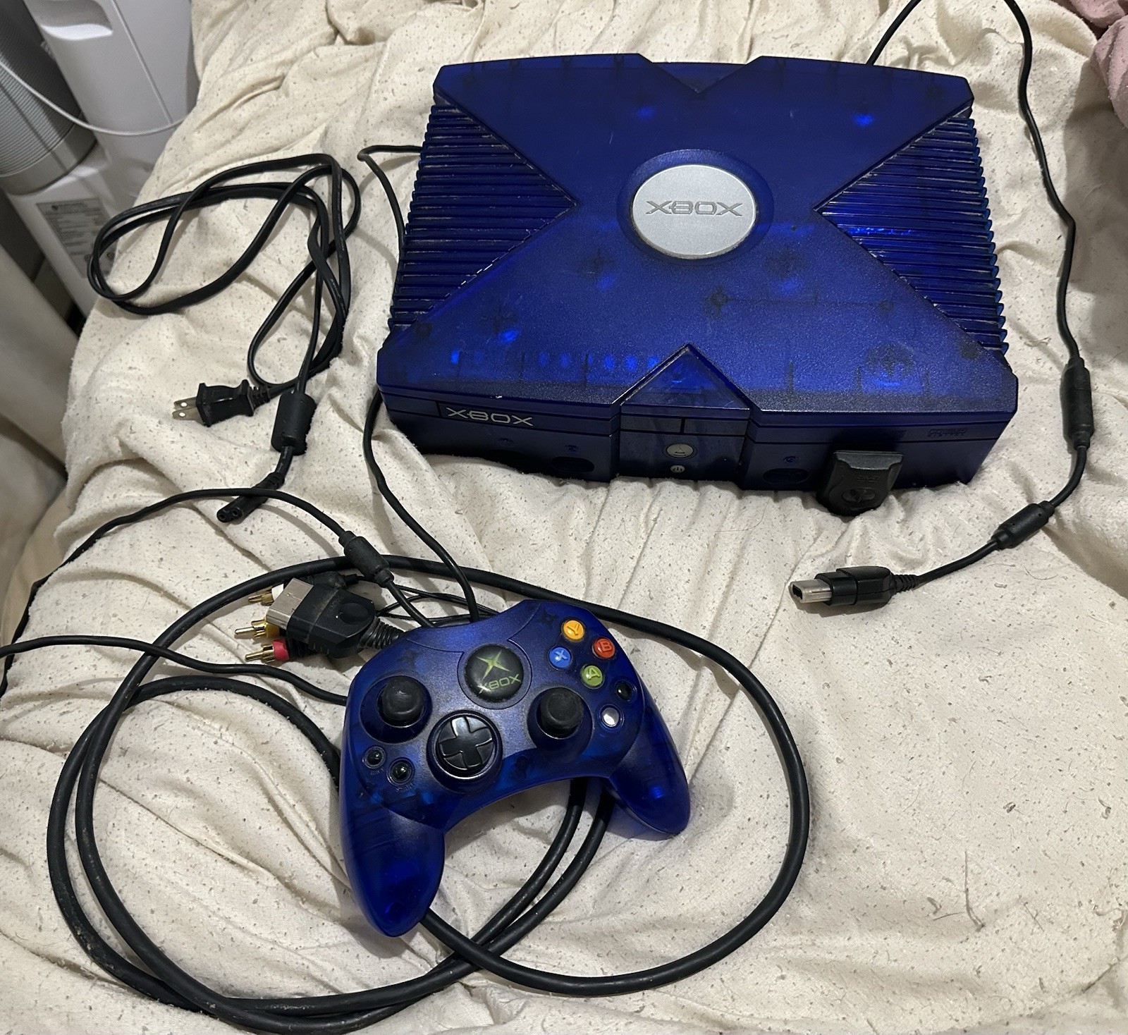 Original Microsoft Xbox Console Ice Blue Halo 2 BELL CANADA 2004 Edition RARE