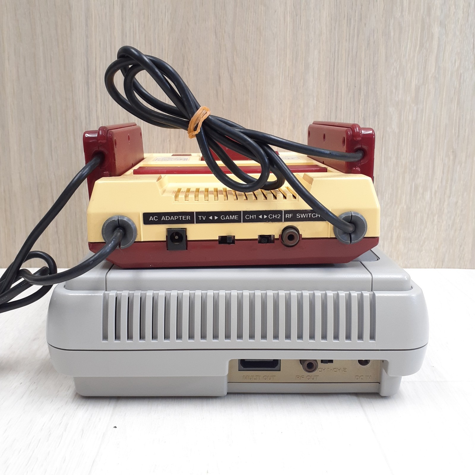 Nintendo Super Famicom & Famicom Console Bundle with 8 Games NTSC-J Japan Tested