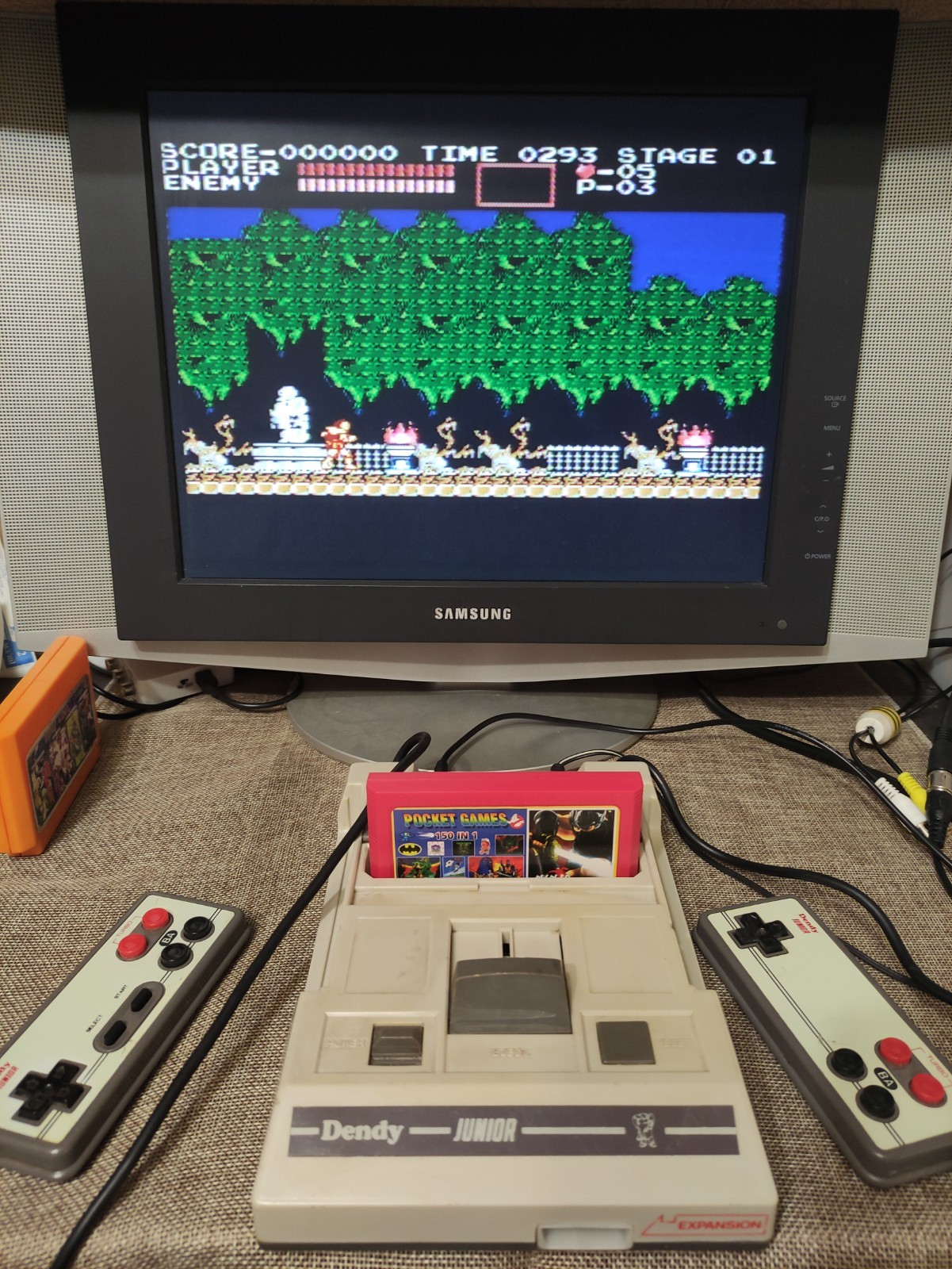 dendy junior steepler 8bit console