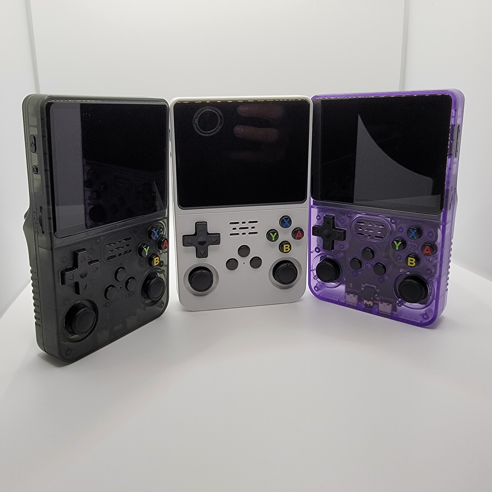 R36S Retro Handheld Video Game Console Linux System 3.5 Inch IPS Screen R35s Pro