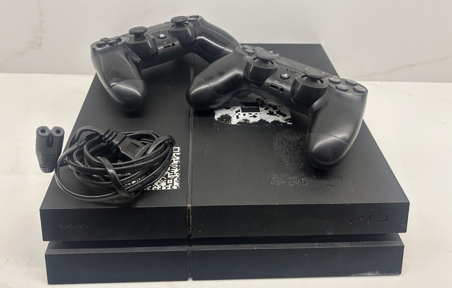 Sony PlayStation 4 CUH-1215A Black 500GB Console with Controllers & Power Cord