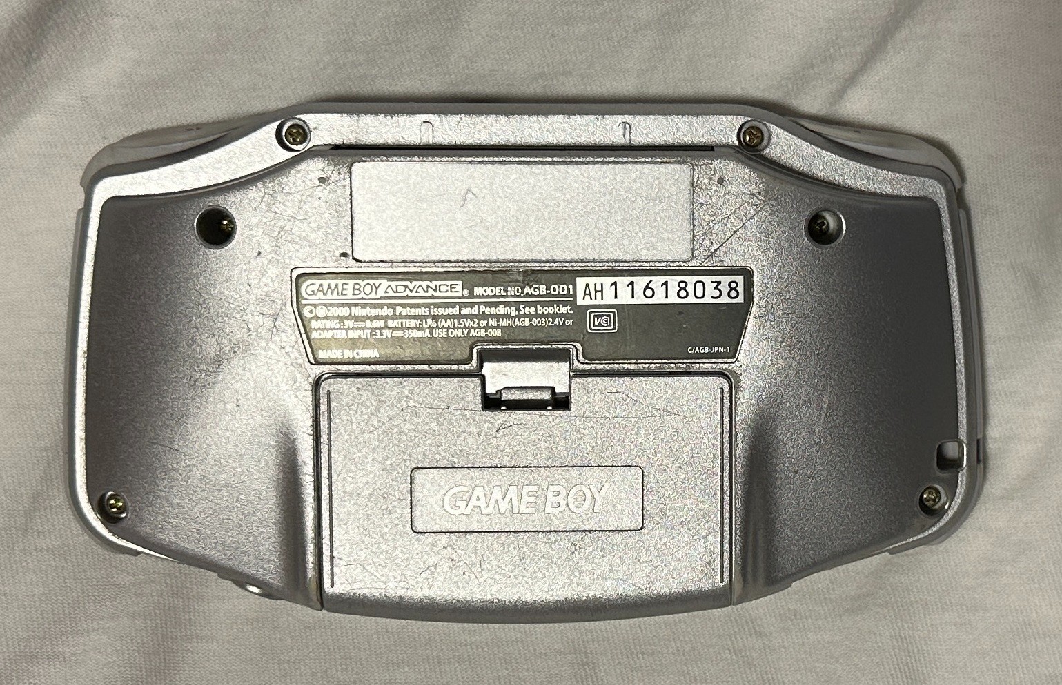 Nintendo Gameboy Advance GBA Silver + three Games Works see description !