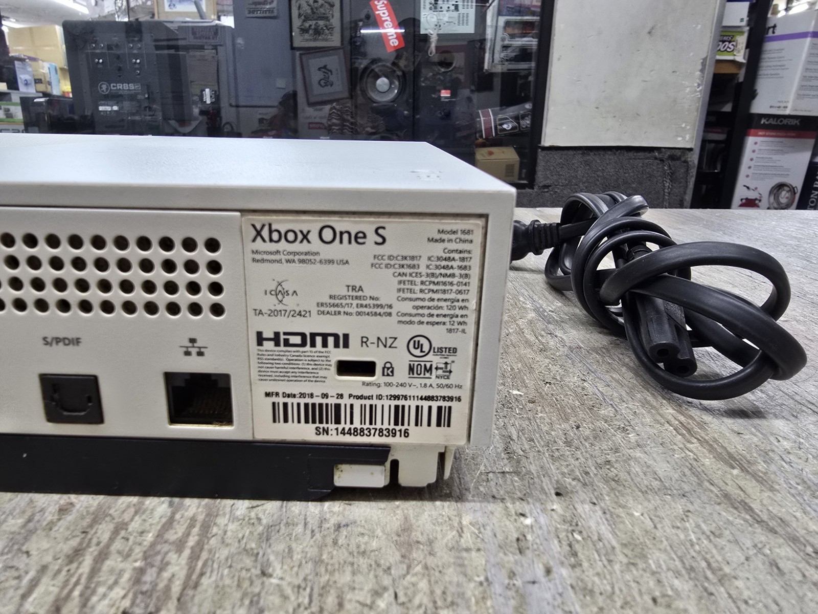 Microsoft Xbox One S 1681 White Console Onlyb1TB with Power Cord TESTED