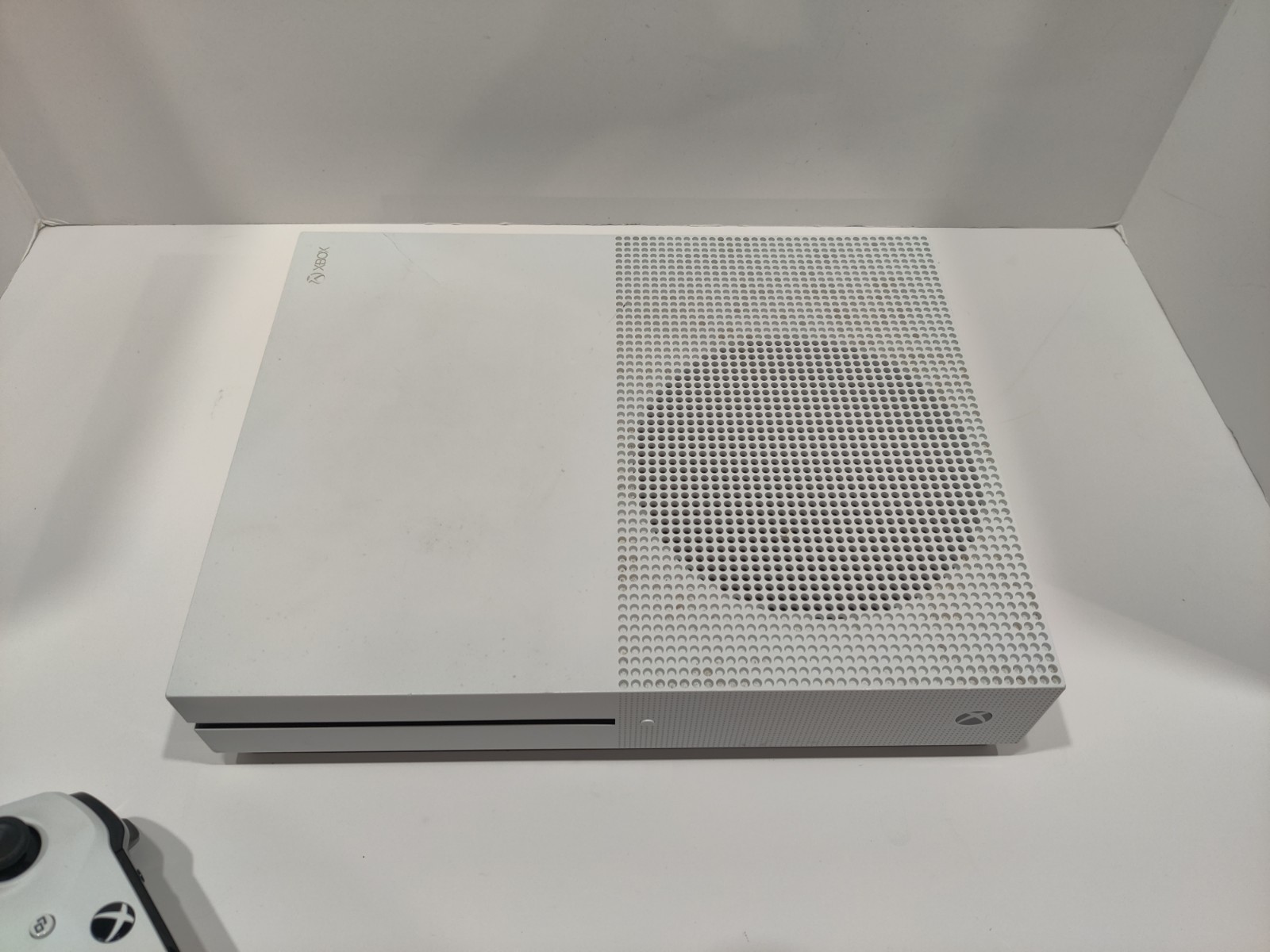 Xbox One S 1TB Console – White (XBS1TB)