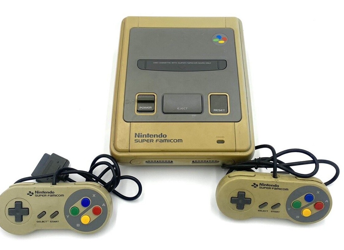 Nintendo Super Famicom Japanese Video Game Console + Controllers + Wires Bundle