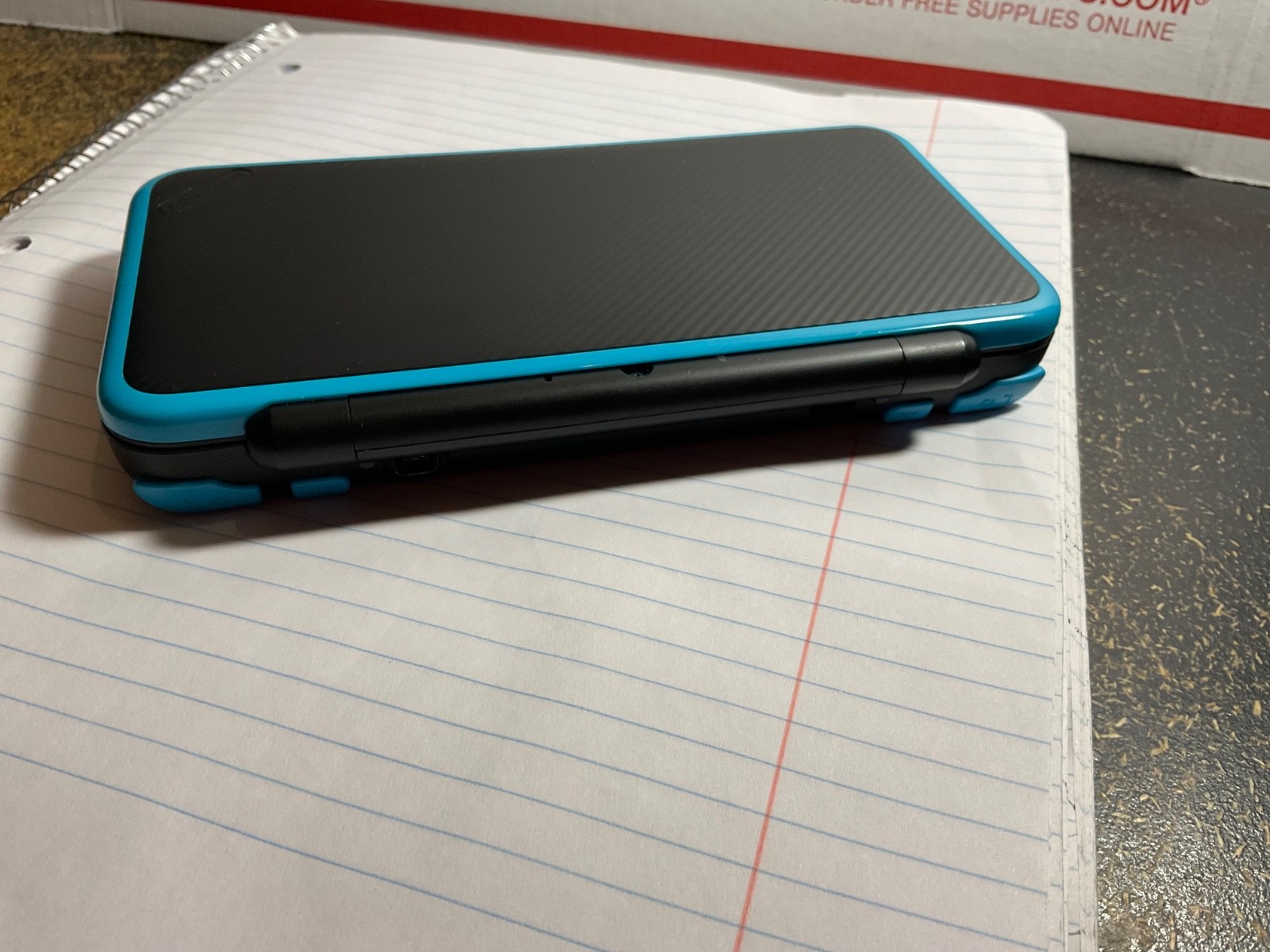 Nintendo 2DS XL Console – Black/Turquoise
