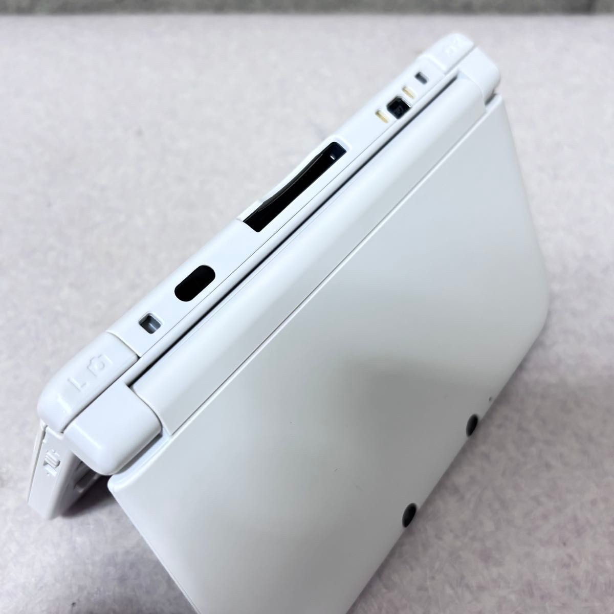 Nintendo 3DS LL White SPR-001 (JPN) Game Console Box