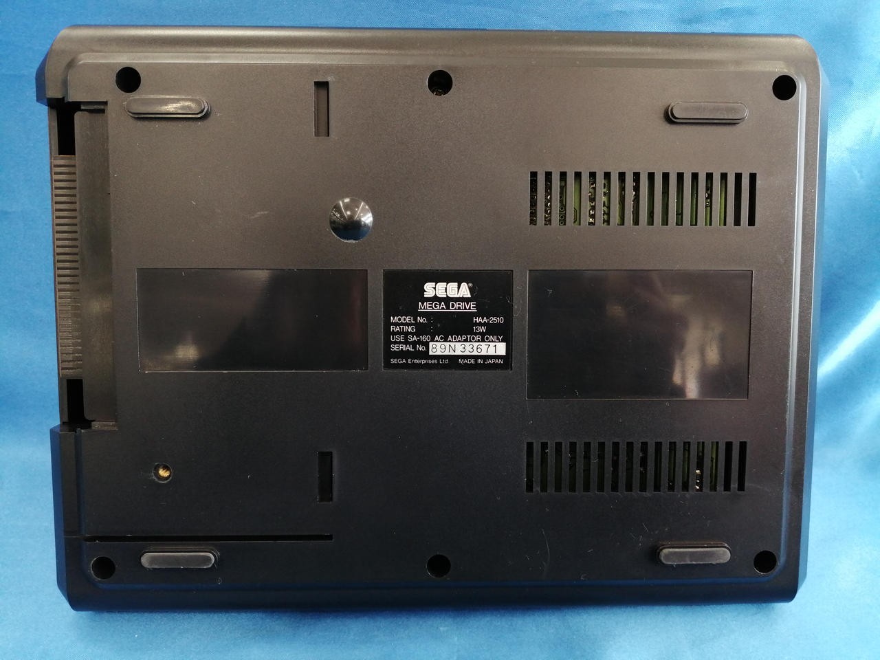 SEGA Mega Drive Console HAA-2510 Genesis MD Controller Working Tested Used