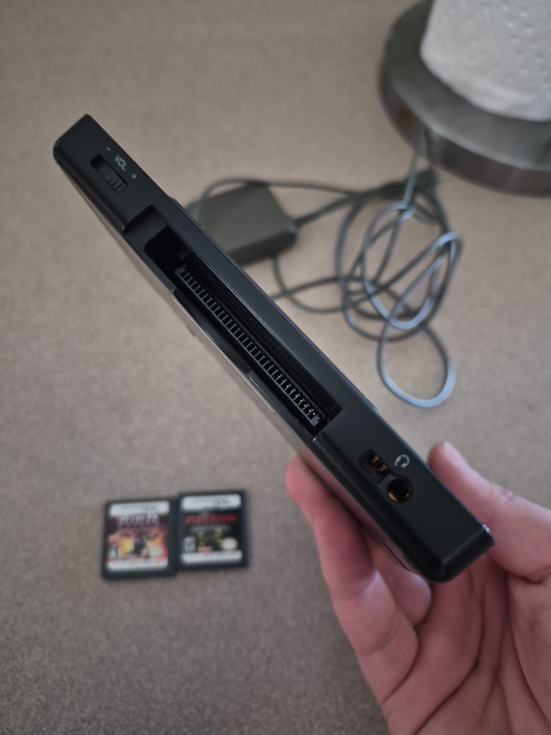 Nintendo DS Lite Guitar Hero: On Tour Special Edition 4MB Black & Silver…