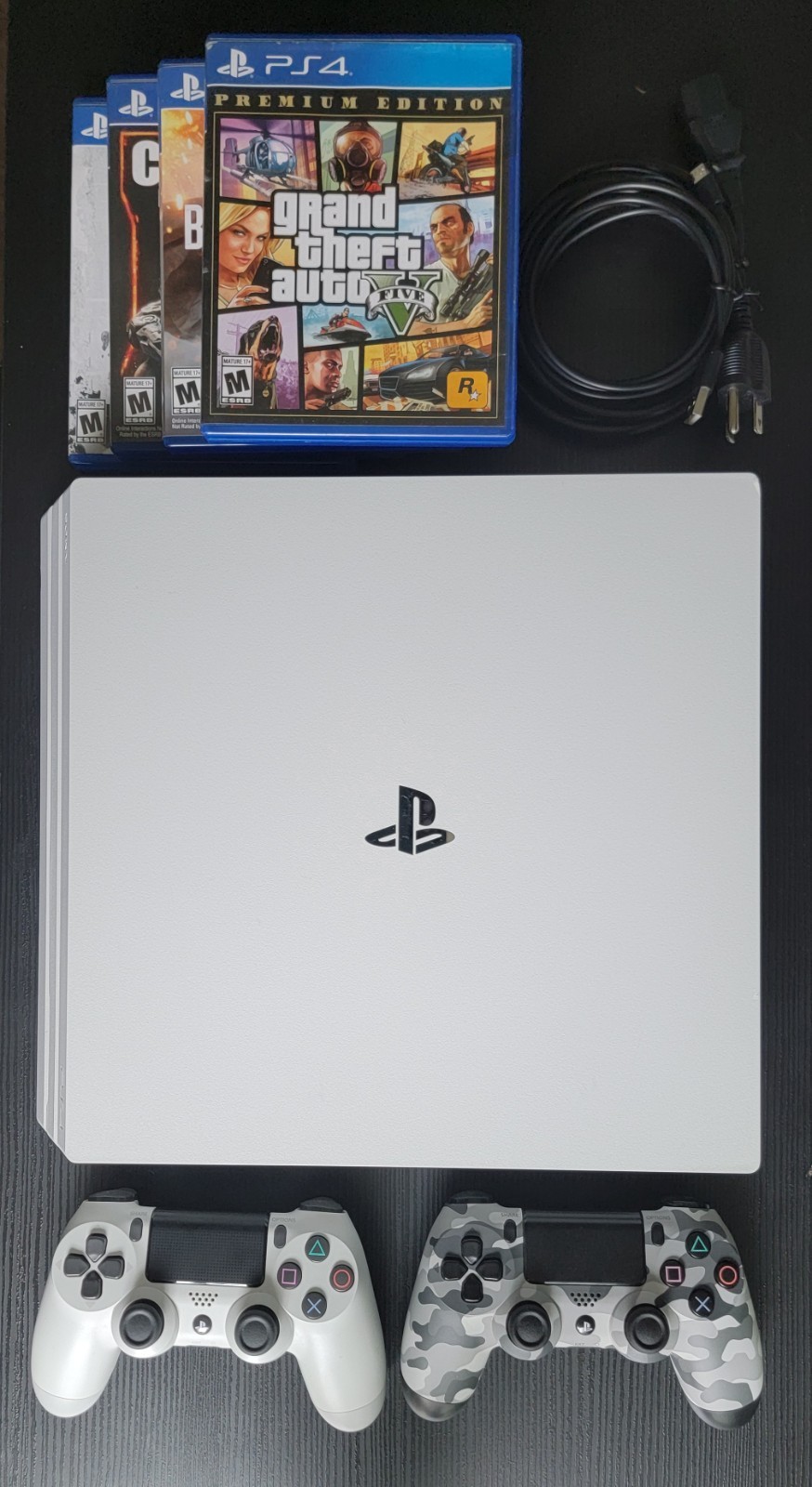 Sony PS4 PlayStation 4 Pro CUH-7015B 1TB Console 2 Controllers 4 Games FW 13.50