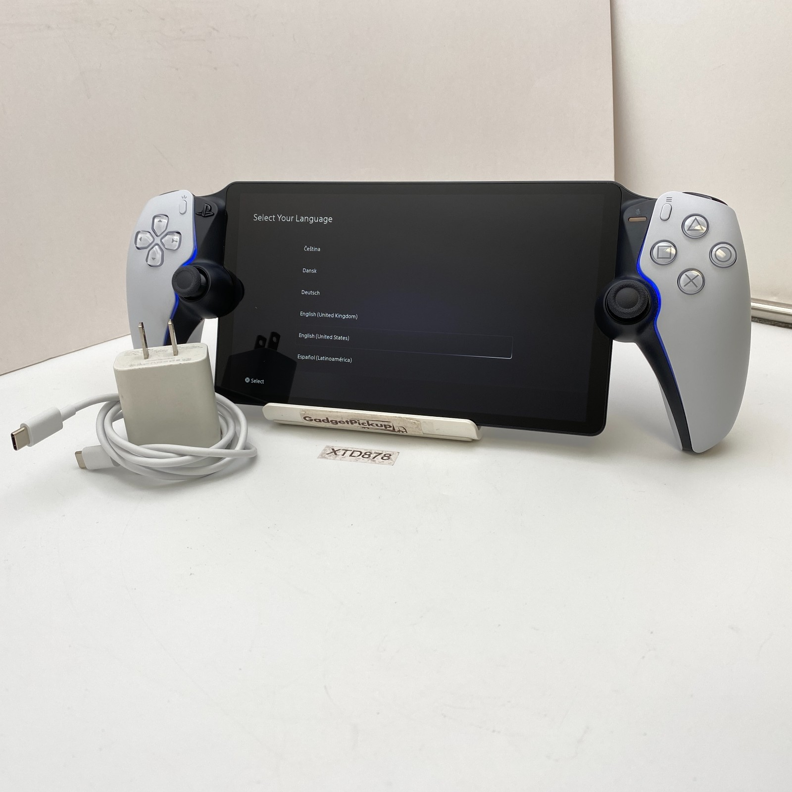 Sony PlayStation Portal Remote Player for PS5 console – White – Open Box