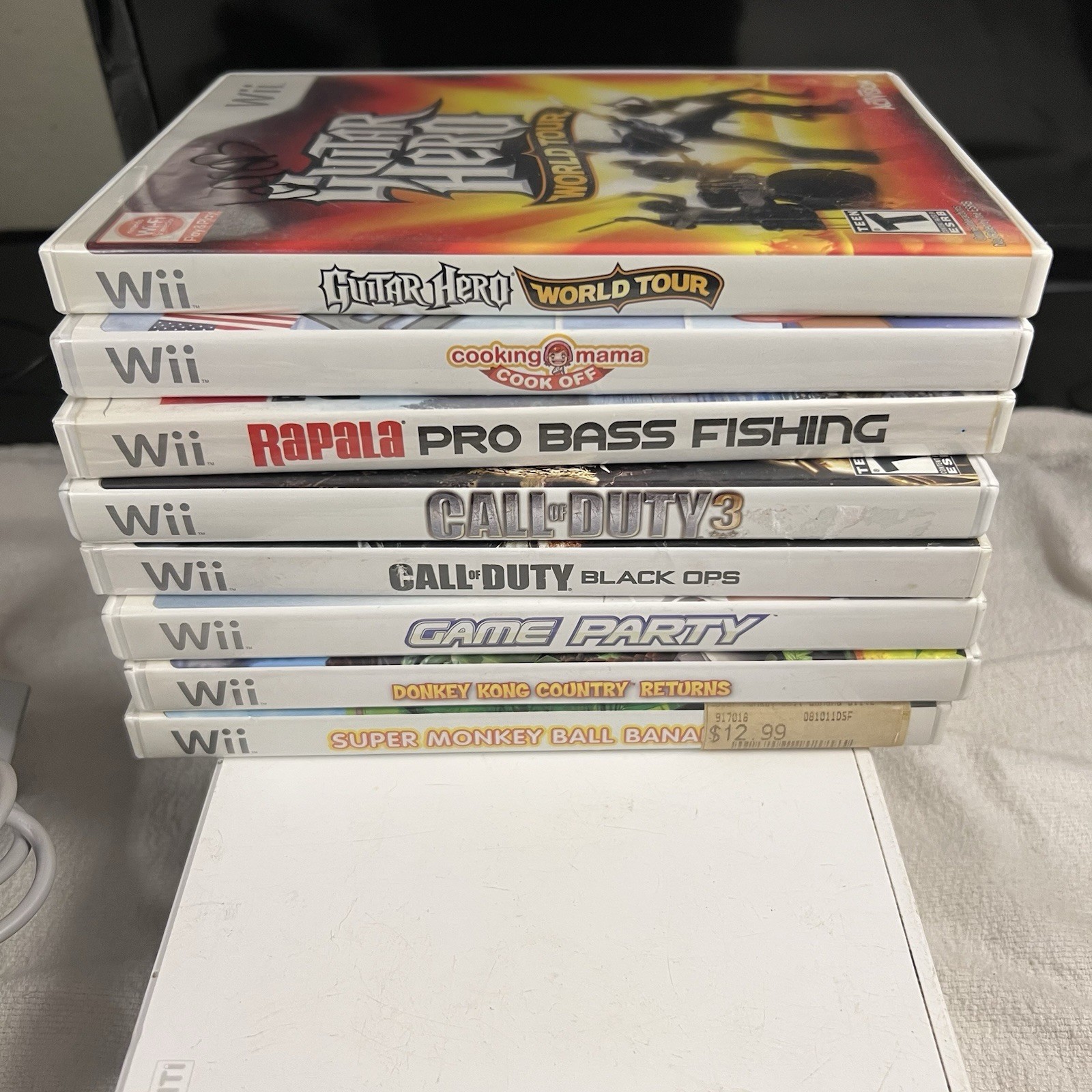 Nintendo Wii RVL-001 512 MB Home Console Bundle 8 Games