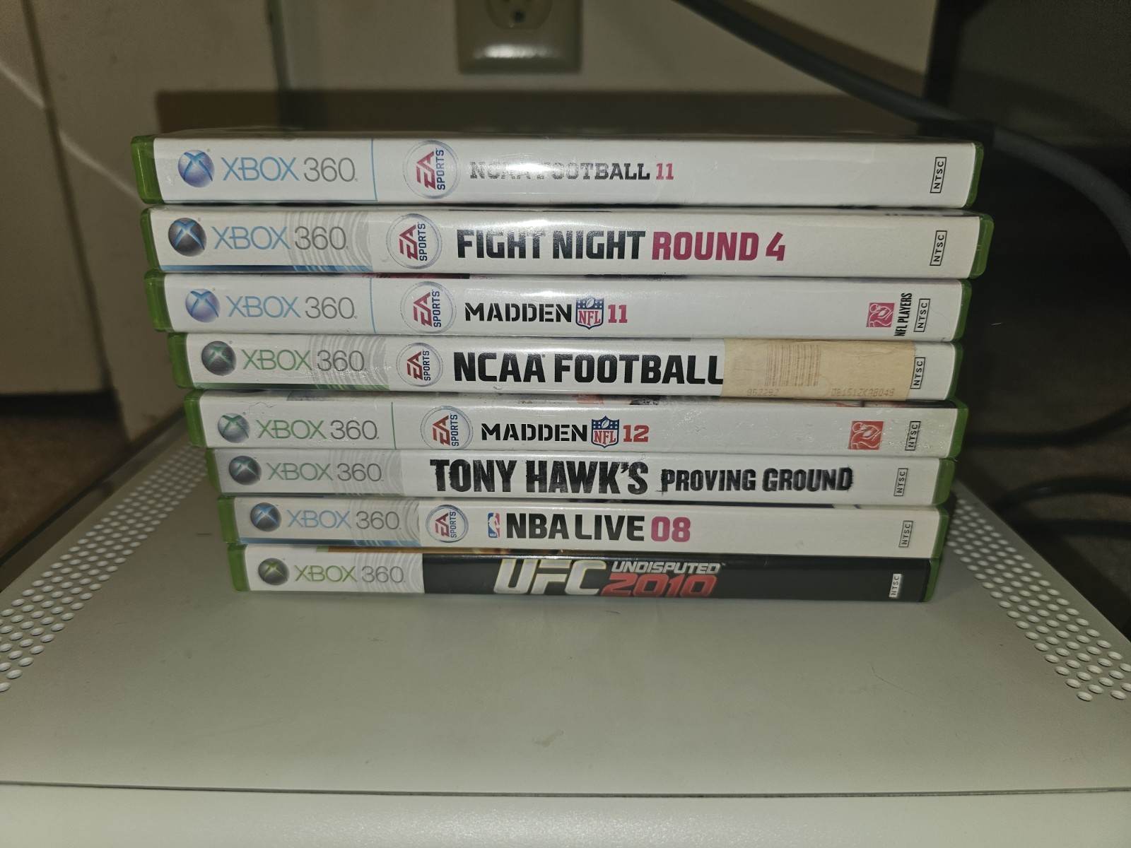 Microsoft Xbox 360 White Console With 8 Games Tested Works