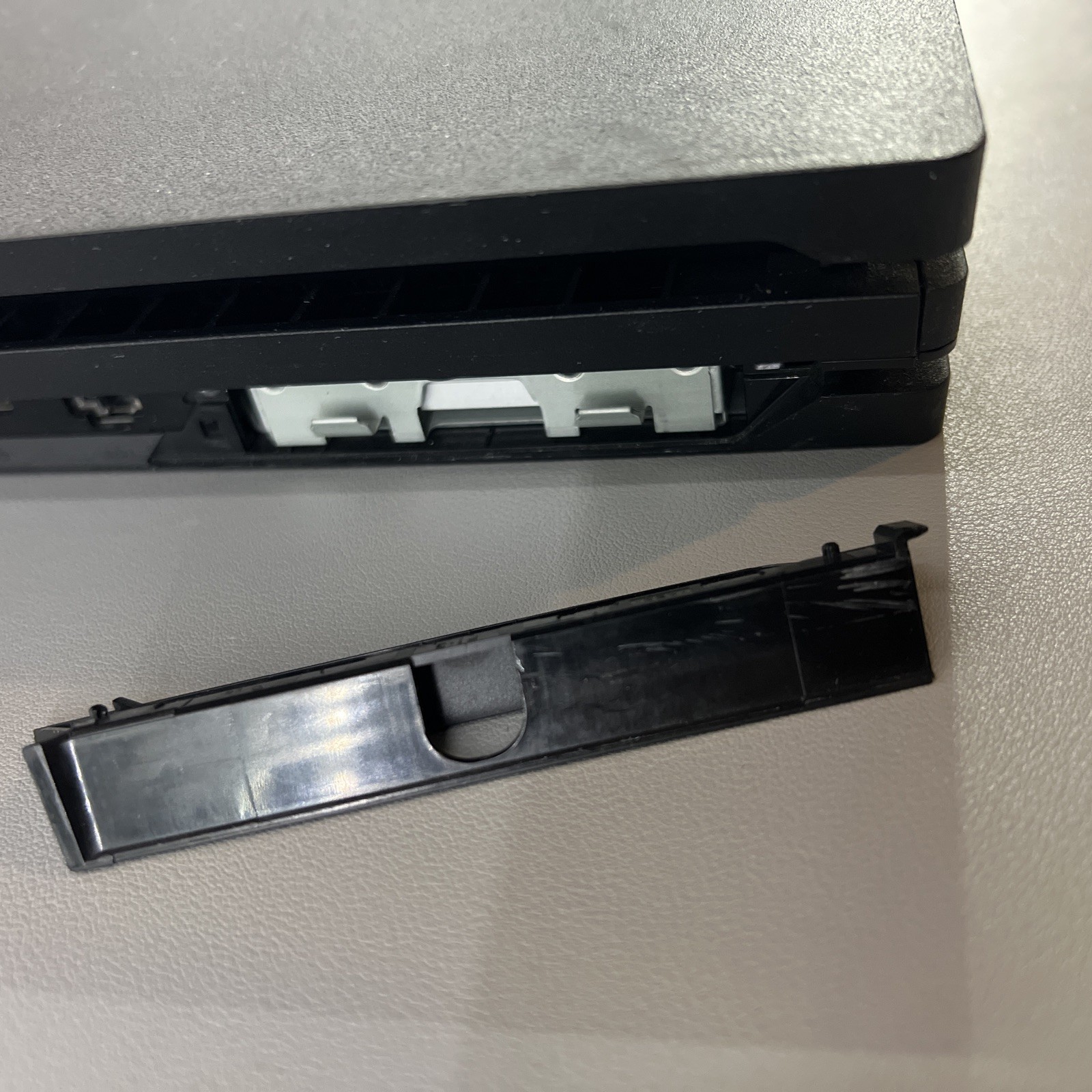 Sony PlayStation 4 Pro 1TB Black Console And Controller – Tested And Reset 10.01