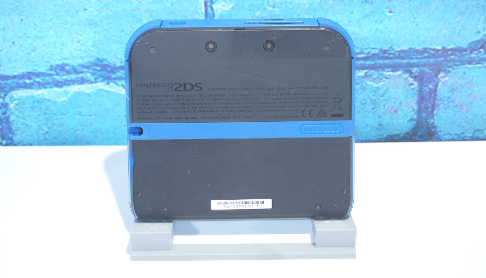 Blue & Black Nintendo 2DS 3DS Console (FTR-001) with 2GB SD, Stylus, & Charger
