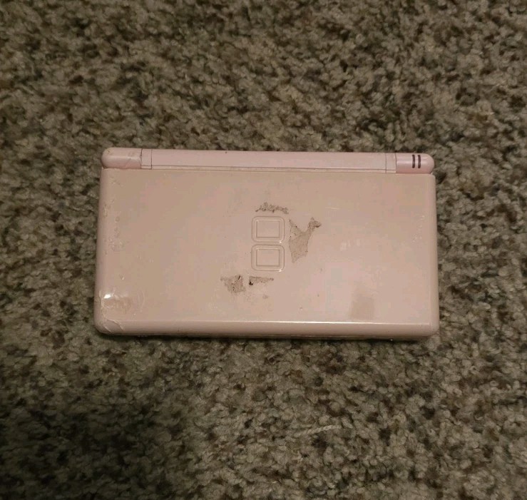 Nintendo DS Lite Rose Pink Handheld Console USG-001 For Parts Top Screen Issue