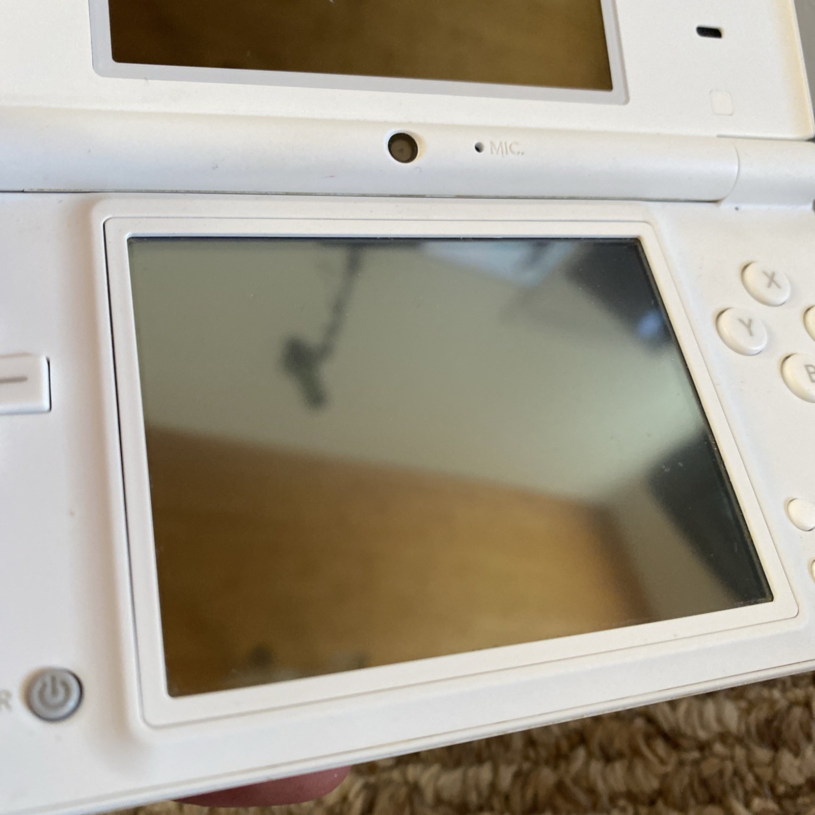 Nintendo DSi White Console in Original Box USA Version Charger Stylus Manual