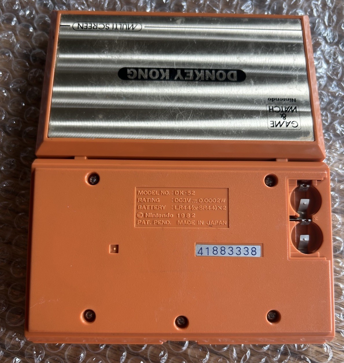 NINTENDO Donkey Kong Game and Watch (DK-52) 1982 WORKING No Batt Cover