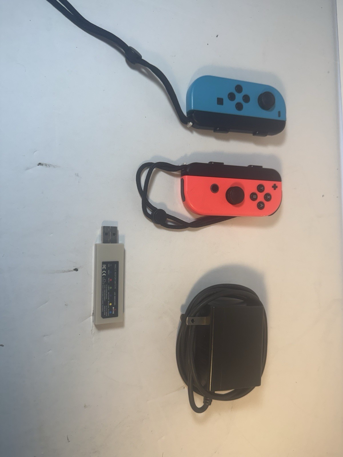 Nintendo Switch Bundle with 1 Game and 128 Gb SD Card Excellent Condition