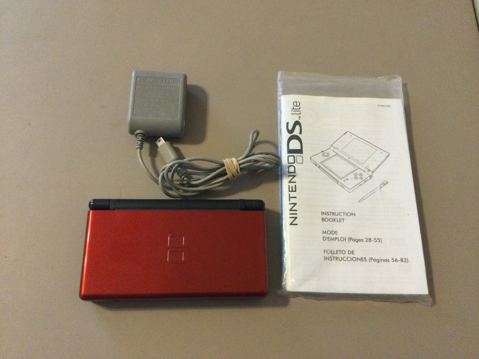 Nintendo DS Lite Red/Black Handheld System plus Charger & Booklet – Tested