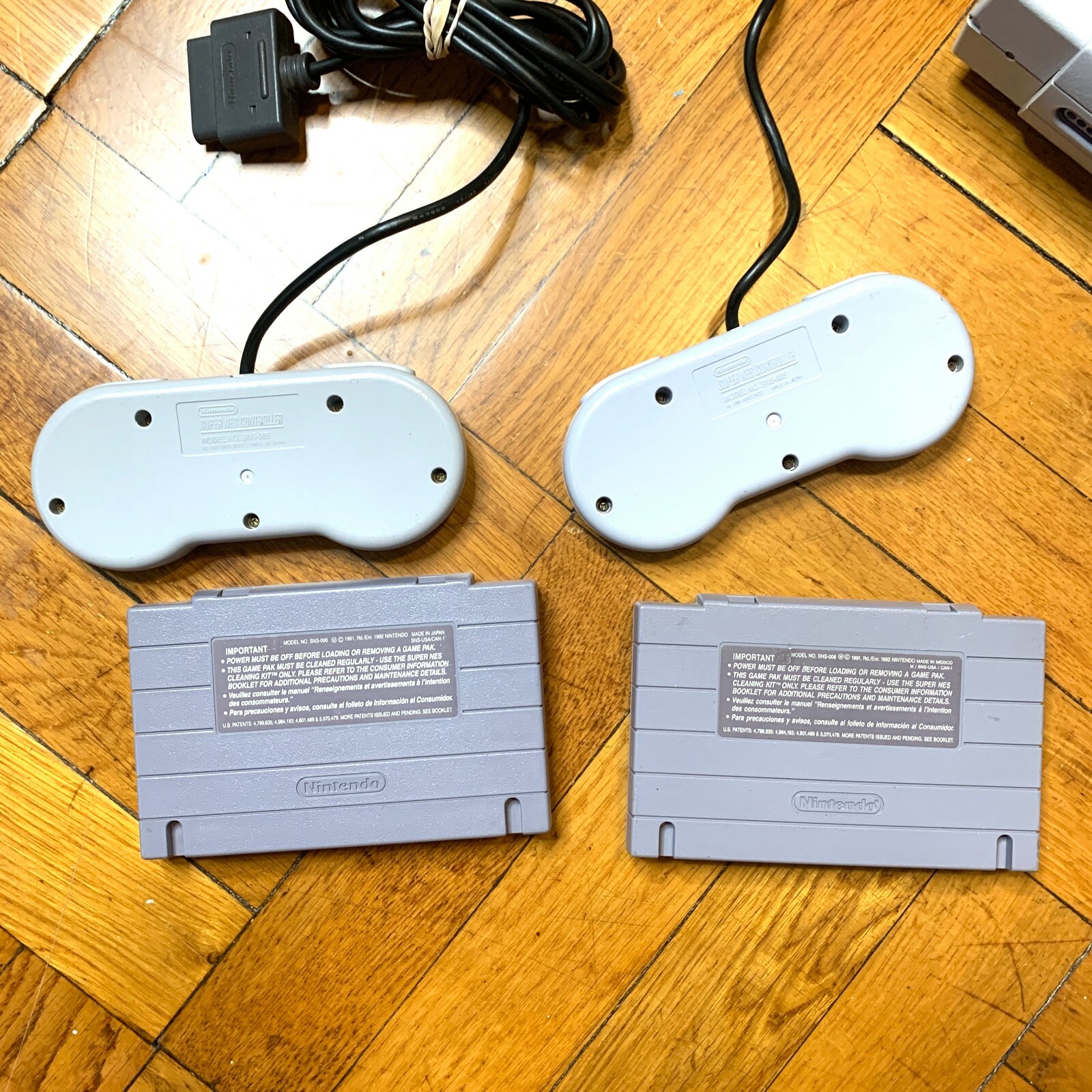 Super Nintendo SNES Console w/ OEM Controllers + w/ Mario Kart & Donkey Kong
