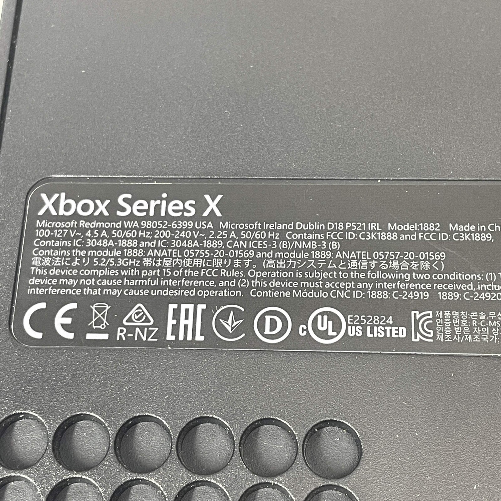 Broken Microsoft Xbox Series X 1TB Console Gaming System 1882 /Bad HDMI