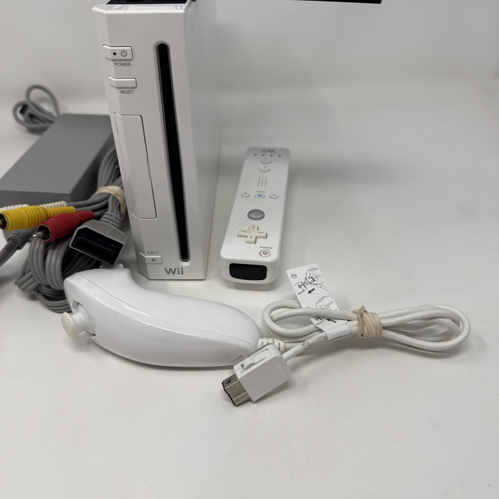 Nintendo Wii RVL-001 Console Bundle – Nintendo Wii Tested And Working