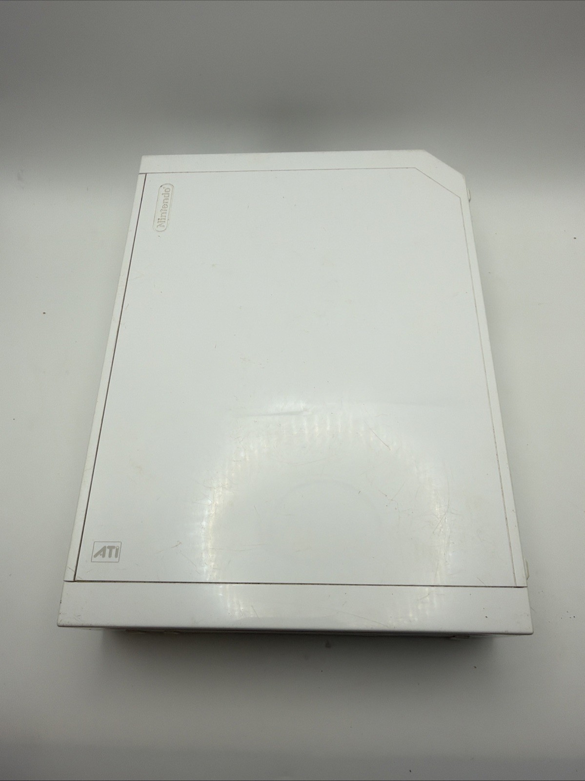 Nintendo Wii Home Console White W/ 2 Wii motes, Pro Controller, Sensor Tested