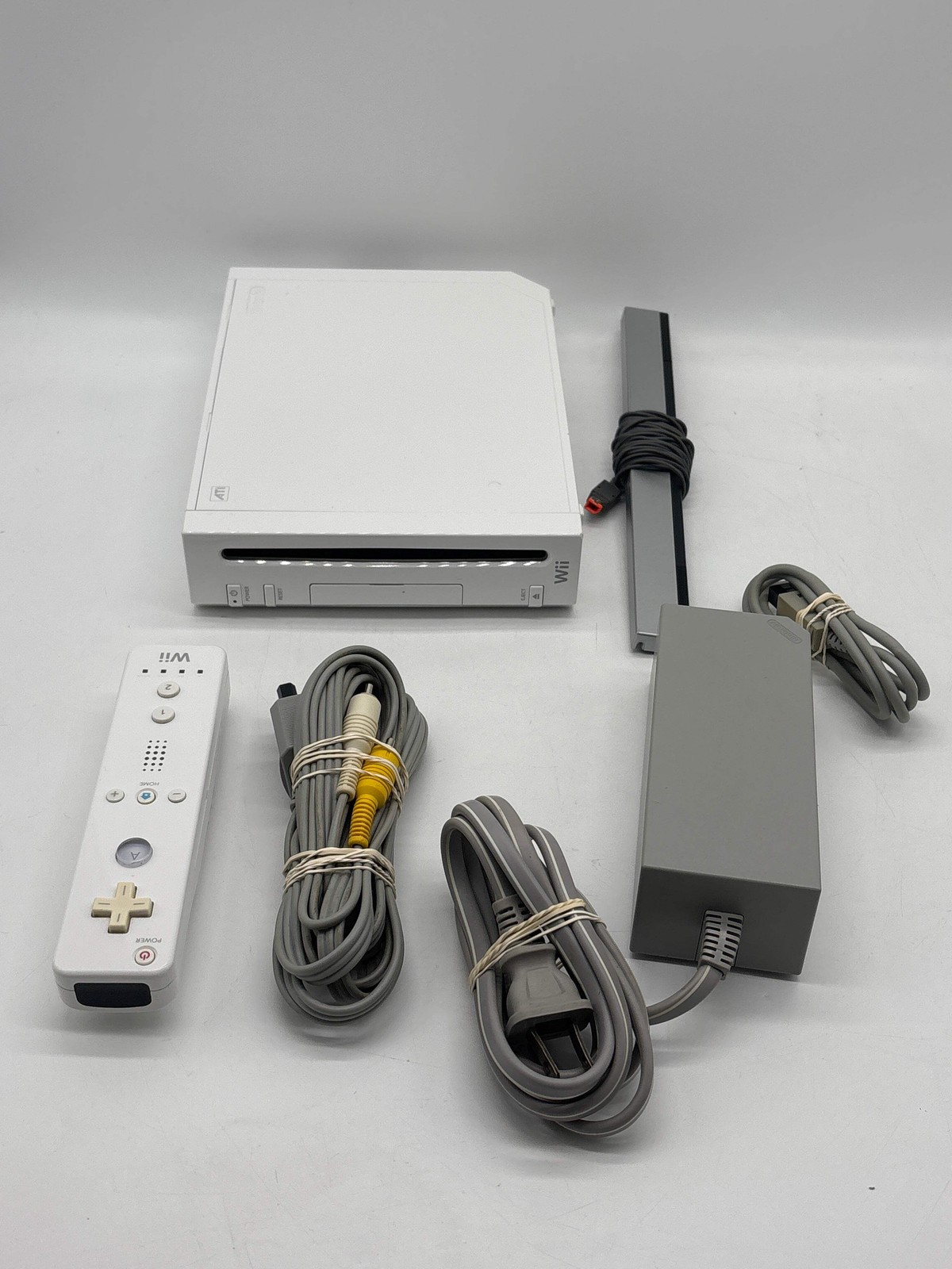 Nintendo Wii RVL-001 512MB Console W/ Sensor – Used