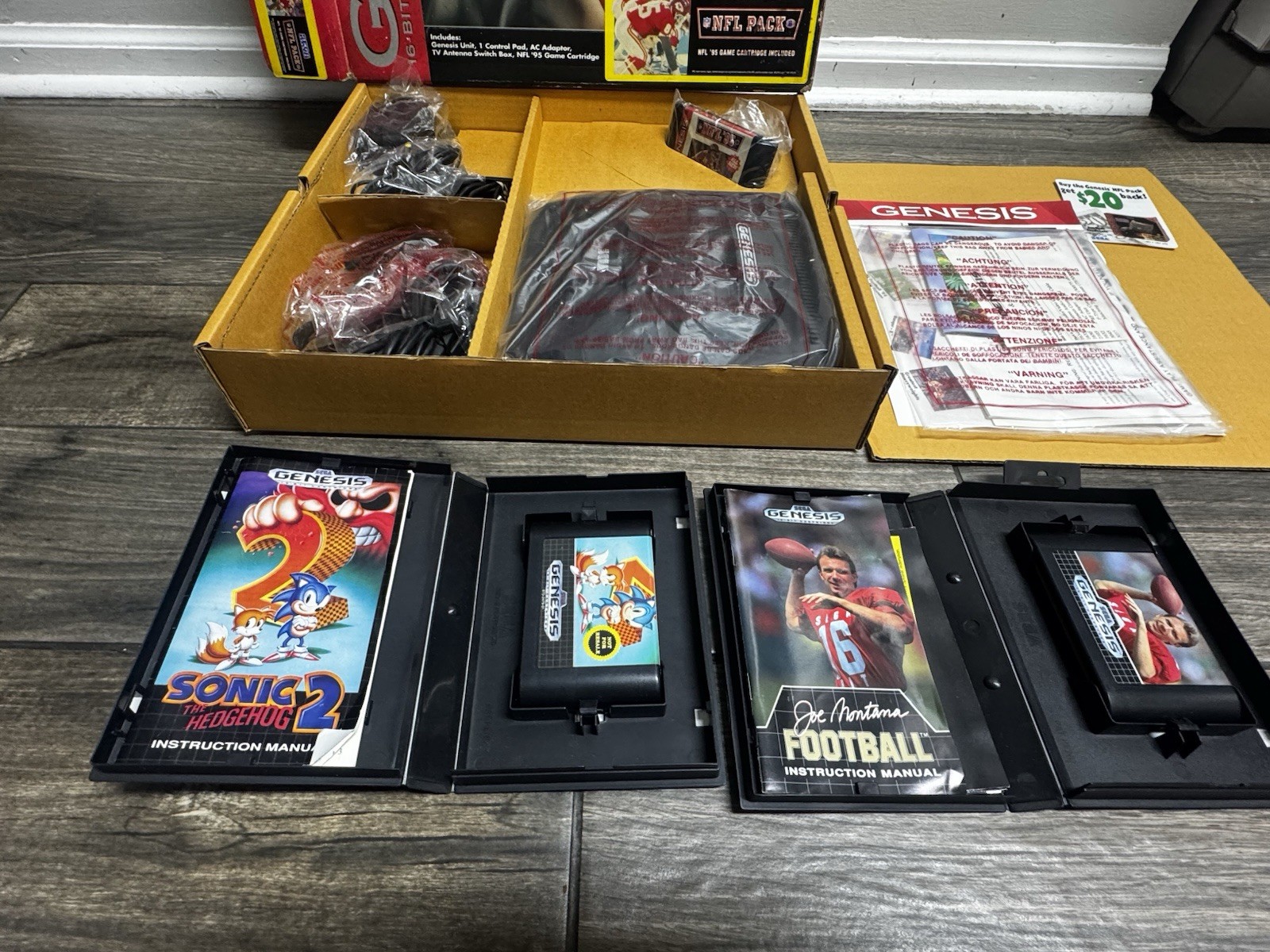 Sega Genesis Sports System – Complete CIB NFL Football 95 Console Lot