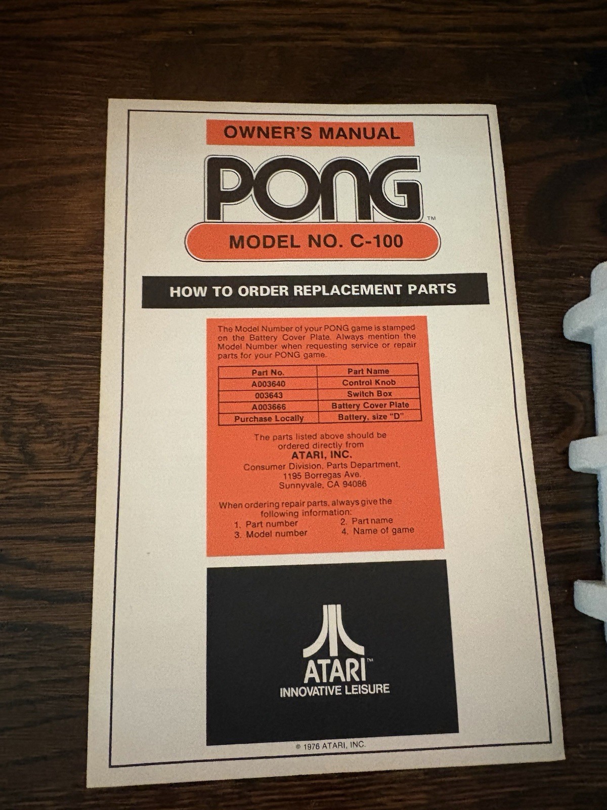 Atari C-100 Pong Console in original box with instructions/warranty card