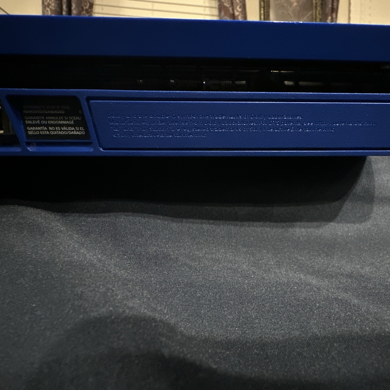 Sony PlayStation 4 days of Play Limited Edition Slim Blue.