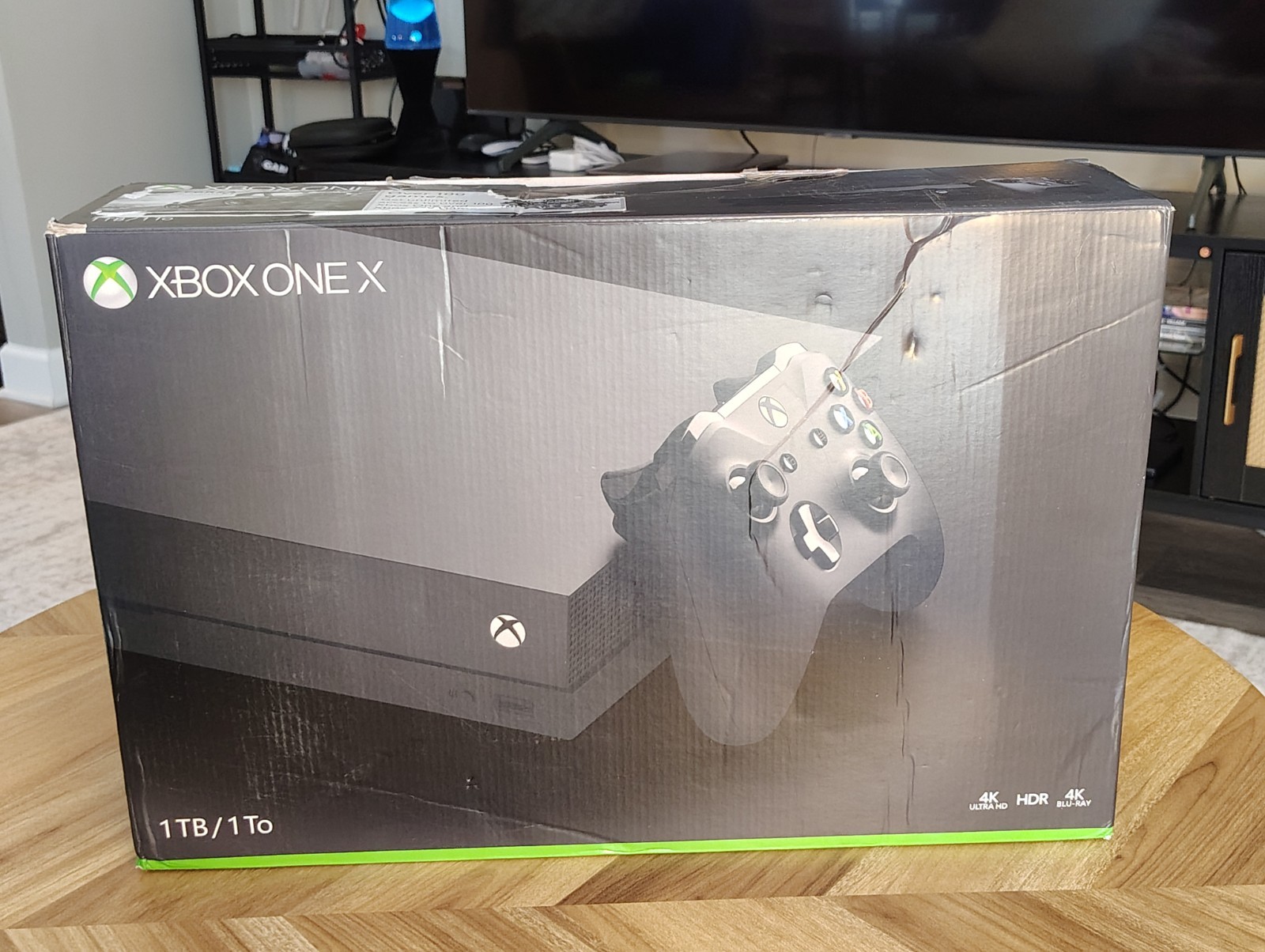 Microsoft Xbox One X 1TB – Model 1787 – With Original Box Working & Reset LOOK