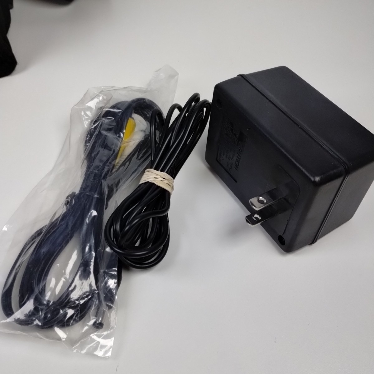 Sega Genesis Nomad Handheld Console Black Model MK-6100 W Cords, Game & Control